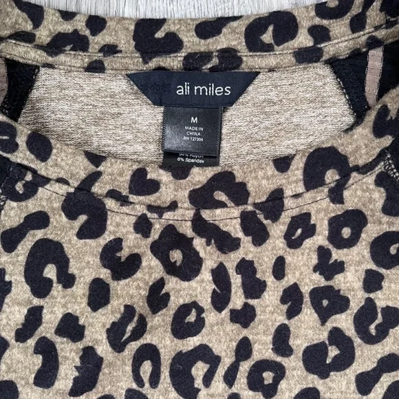Ali Miles Tunic Shirt Womens M leopard Print Striped Ribbed Raglan Sleeve Pocket - Picture 3 of 9